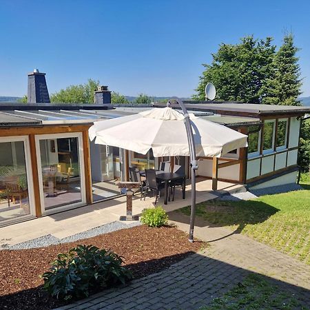 Ferienhaus Berghausen Am Hennesee Meschede Exteriör bild