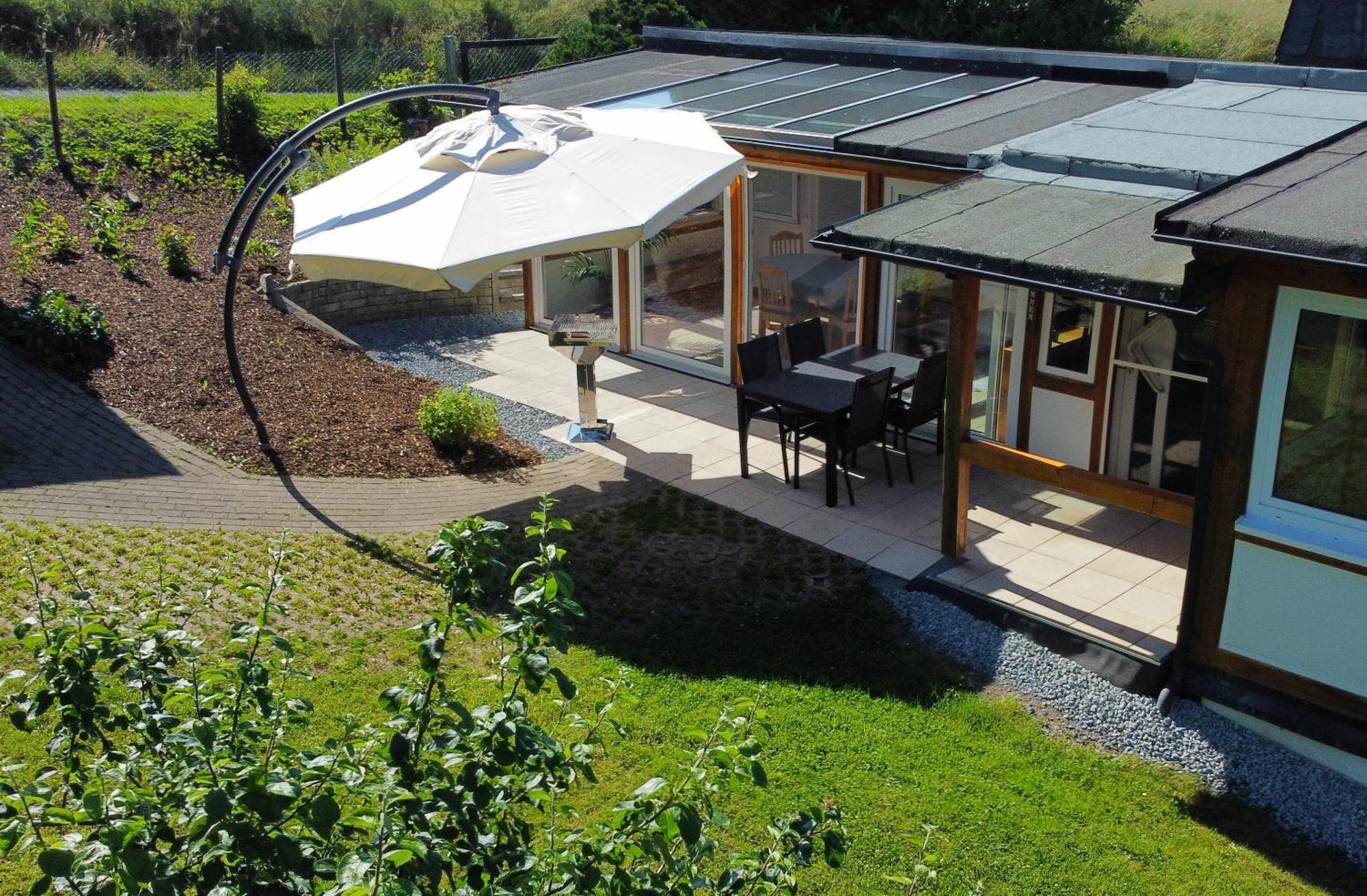 Ferienhaus Berghausen Am Hennesee Meschede Exteriör bild